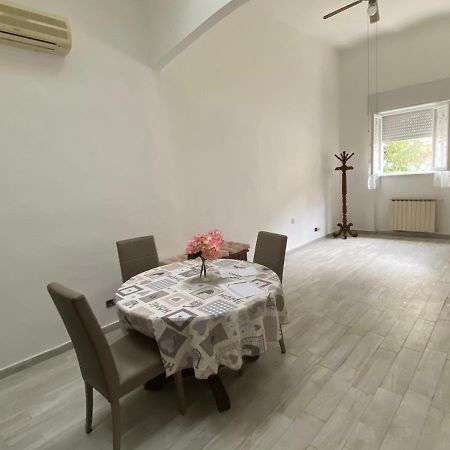 La Casa Del Pescatore Виареджо Екстериор снимка